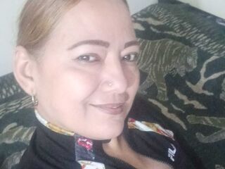 webcam strip tease show ClauTaylor