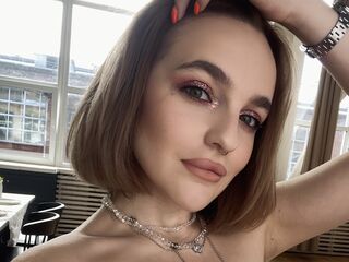 free nude webcam show CloeTwilight
