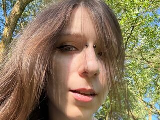 naked camgirl masturbating with dildo CordeliaHelmig