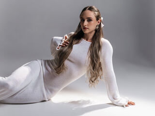 fingering cam girl DannaWhite