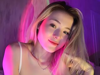 hot webcamslut DarelBawden