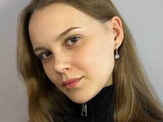 shower DavinaMcglinchey