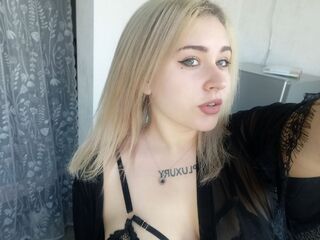 extreme webcam DinahSalimas