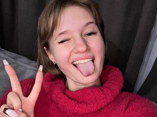 naughty cam girl masturbating DorisEsser