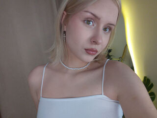 teaser web cam DorisMaurs