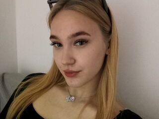 naughty camgirl masturbating ElwineByfield