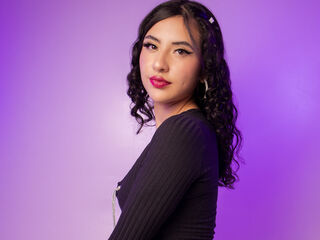 erotic webcam EmilySnowe