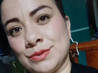 adult cam sex EmilyTempation