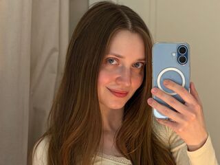 cam girl fingering EmmaSagge
