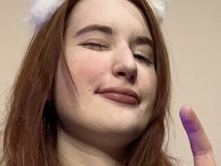 naked camgirl photo EvaBorn