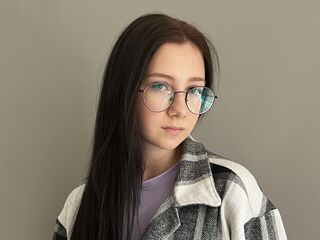 shaved pussy webcam FeliceHeritage