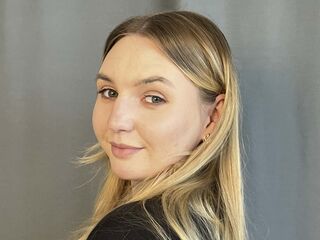 hot sex web cam FloraBrenden