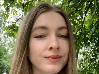 camgirl playing with sex toy HalfUndon