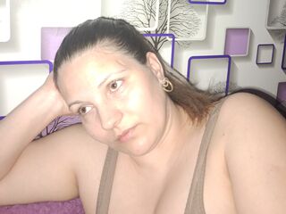 hot naked cam girl HelaHapy