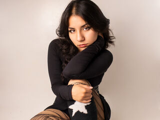 camgirl chatroom HollyPeachy