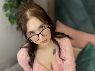 naked girl with webcam HonneyMotty