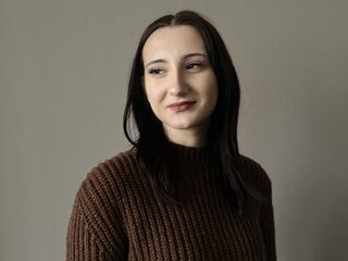 camgirl masturbating with vibrator JacquiVetri