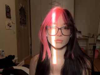 girl fingering shaved pussy JameyStaffieri