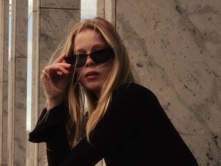 free live cam JenaeWaneka