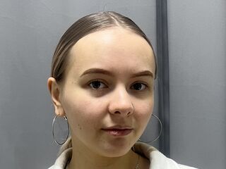 hot cam slut JessicaYola