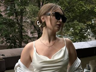 live sex webcam video JuliaPonomi