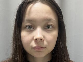 nude camgirl photo JuliaSwivey