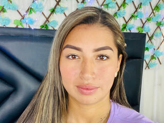 chat room sex webcam KaatheAdams
