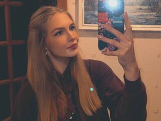 hot girl cam KateyTouriny