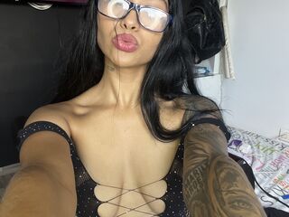 shaved pussy web cam KatieReyes