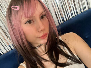 chatroom web cam KayaSnowy