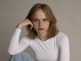 girl webcam show KayleenElms