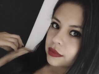hot cam slut KellyLoraine