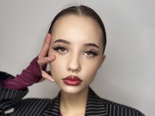 closeup webcam KileyConstantin