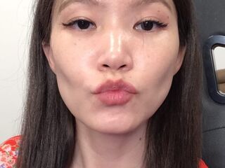 hot girl cam KiraMinxy