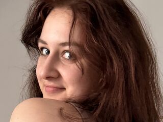 camgirl showing pussy KrissLean