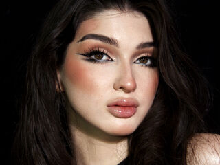 naked webcamgirl picture LeilaMyers