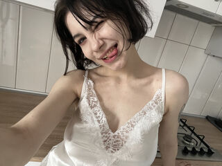 hot webcam slut LesterCaltabiano