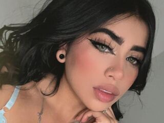 cam girl playing with vibrator LeylaJones