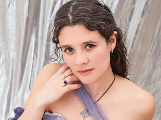 camslut showing pussy LiaMercur