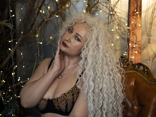 masturbating cam girl LilitLang