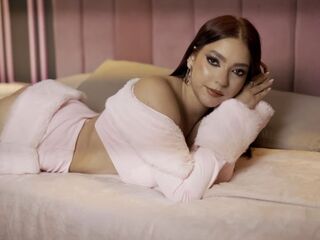 camgirl playing with dildo LilithFoxter