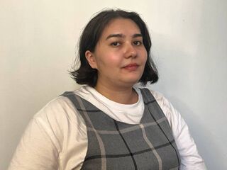 adult webcam chat room LinaDeRose