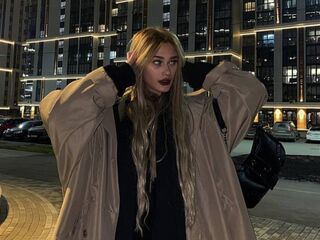 girl topless chat LizaKitchin