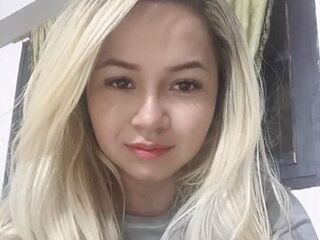 naughty camgirl masturbating LollyBelle