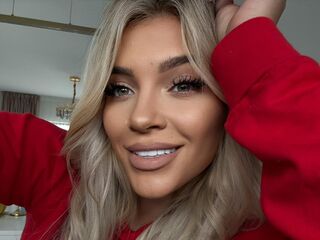 voyeur web cam LorennaRyan