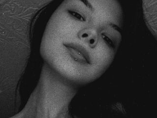 naked webcam girl photo LubaArvanitis