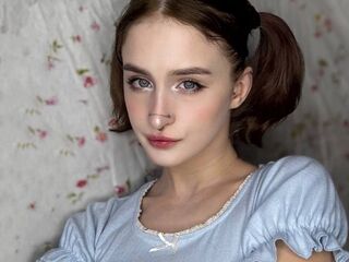 masturbating webcamgirl LunaWolfmoon