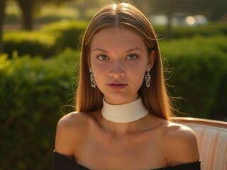 hot girl LynetHascall
