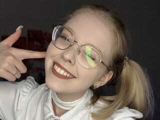 free live sexcam LynnaCarrington