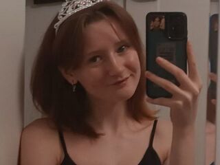 fingering webcamgirl MalloryGray